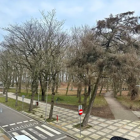 Al-Dom Apartamenty Obroncow Westerplatte , 100 M Do Plazy, Przy Latarni Morskiej Kolobrzeg Exterior photo